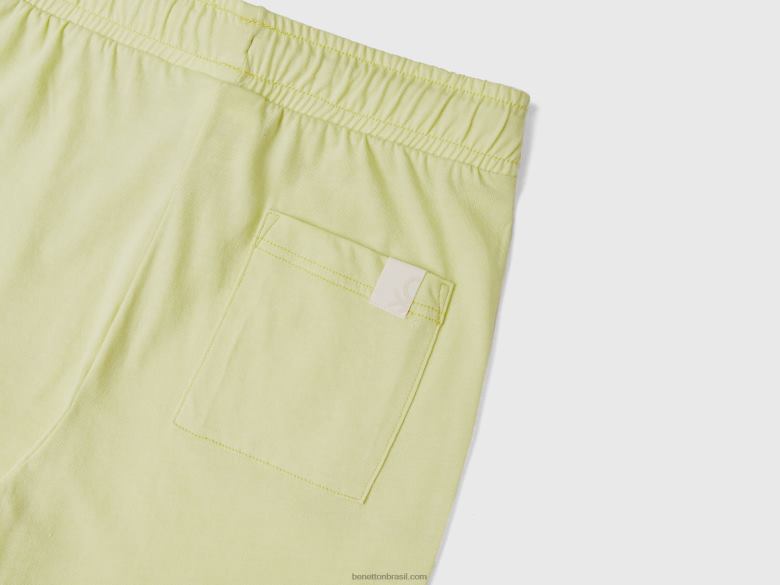 crianças bermudas em tecido reciclado com bolso Benetton R8L4P1964 Lima