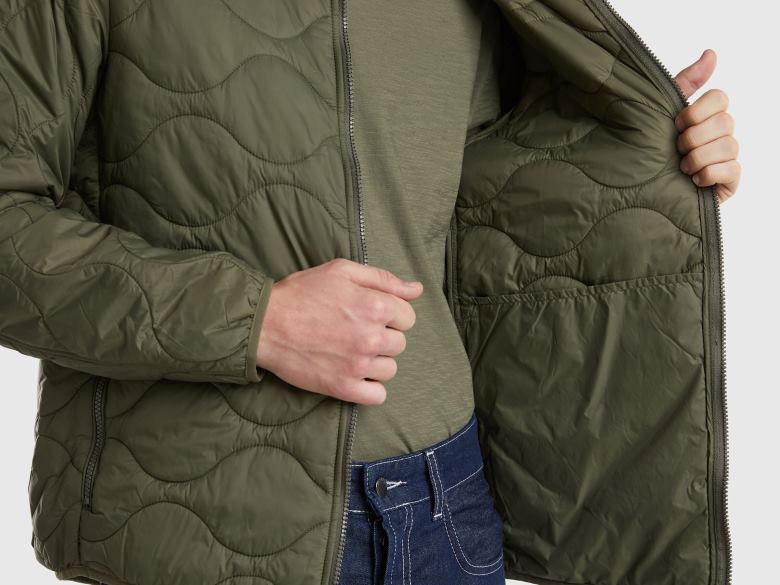 homens jaqueta puffer com enchimento reciclado Benetton R8L4P1190 verde militar