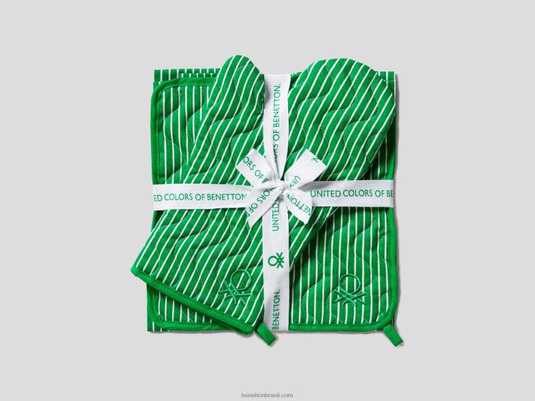 conjunto de avental, pega panela e luva de forno Benetton R8L4P6031 verde